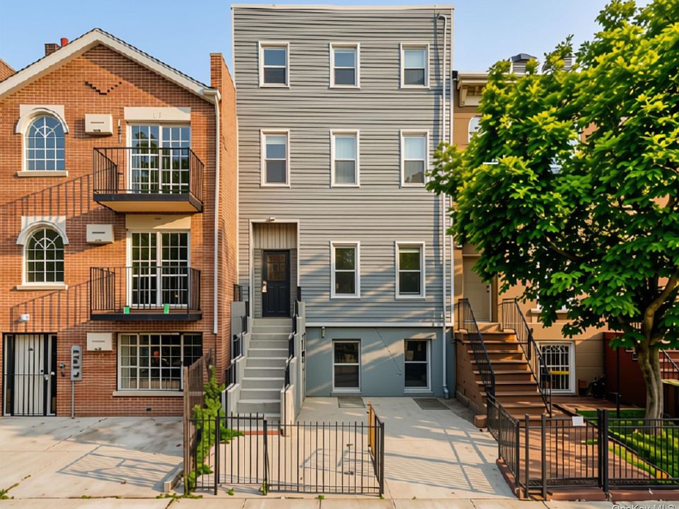 1st image of 307 Quincy Street