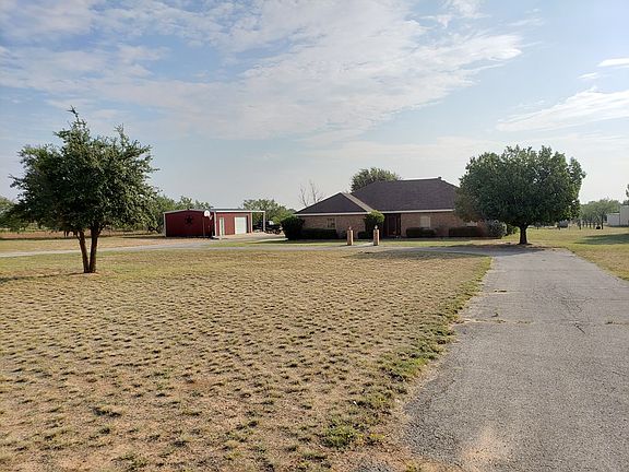 2nd image of 1203 Buena Vista Dr