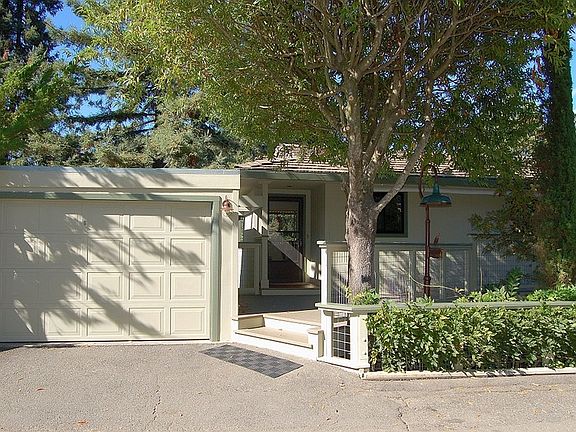 3rd image of 16435 Cutten Dr