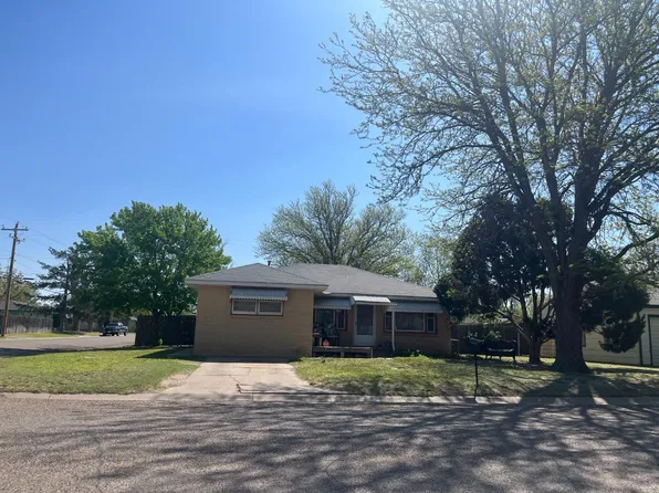 927 N Roosevelt Ave, Liberal, KS 67901