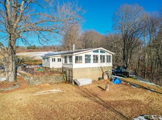 273 Como Rd, Lake Como, PA 18437