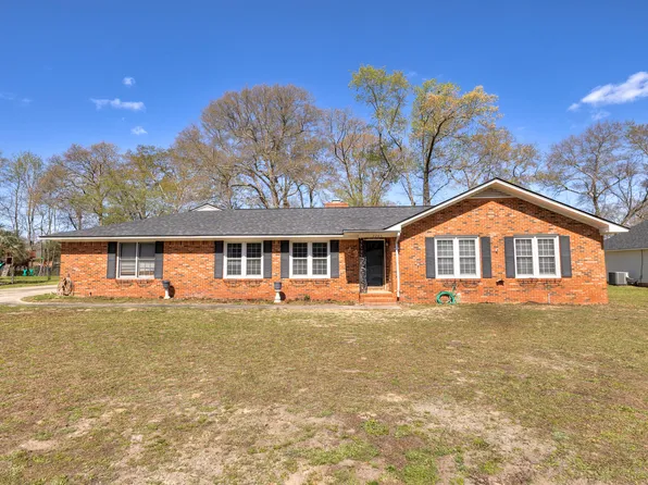 2285 Treetop Ln, Sumter, SC 29154