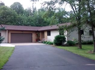 1410 Melissa Ct, Plover, WI 54467
