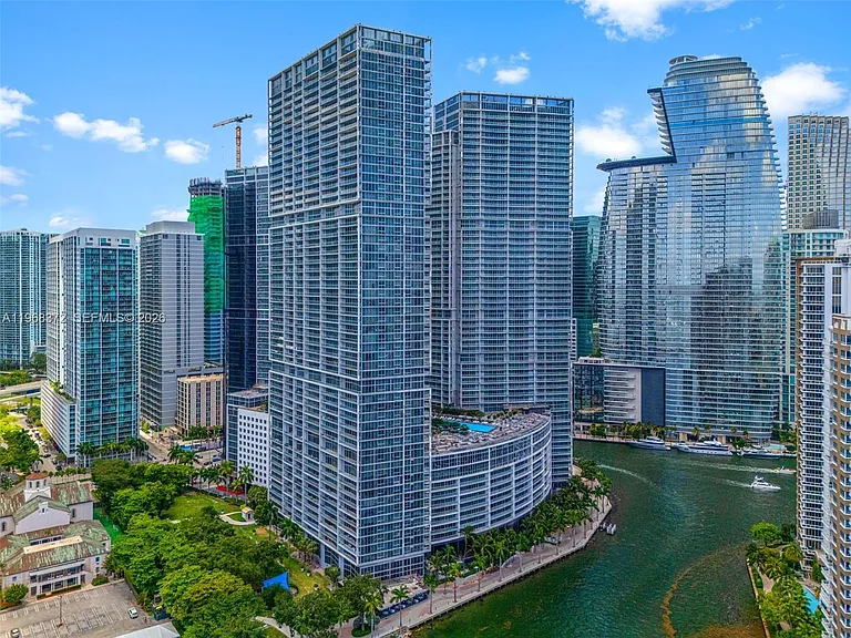 495 Brickell Ave #905 — Photo 38