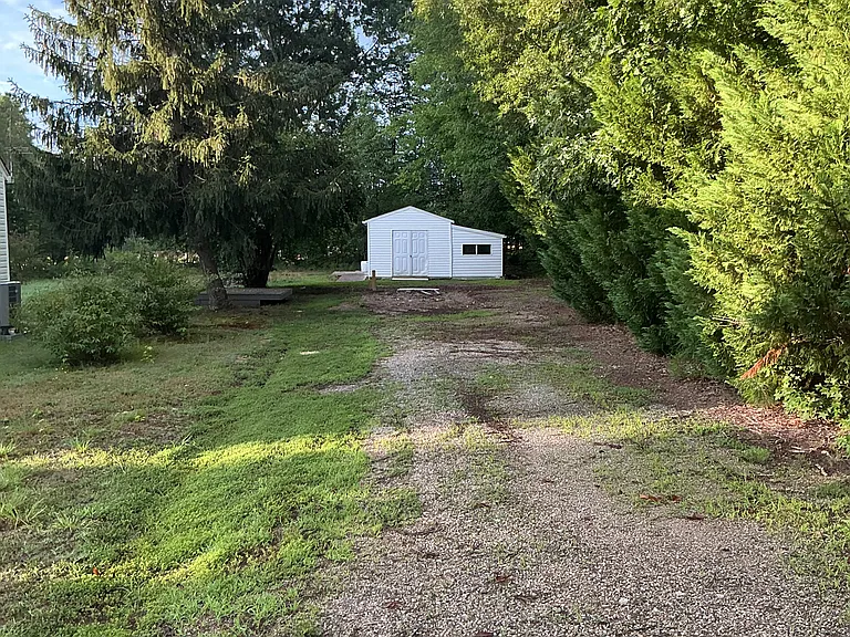 7026 Ladysmith Rd — Photo 4