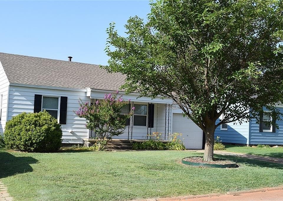 1st image of 4100 SE 25th St