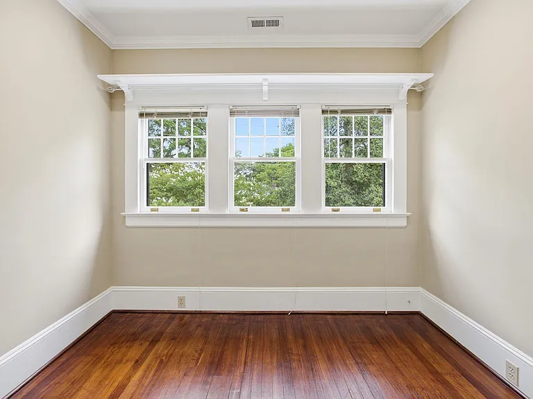 2203 Saint Marys St — Photo 37