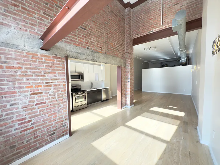 728 Market St #906 — Photo 18