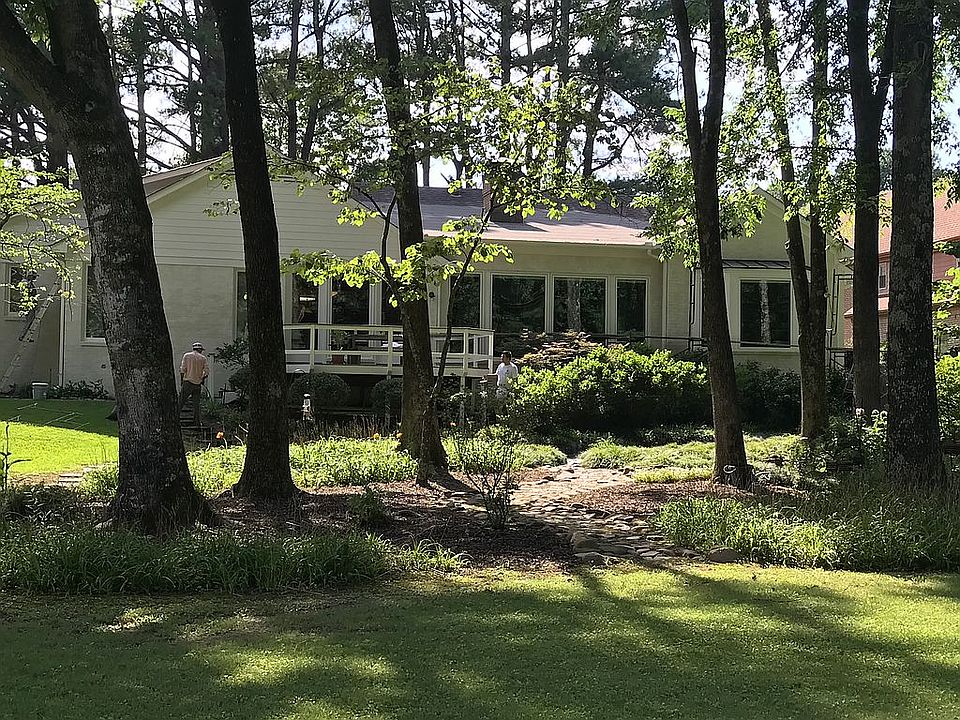 2nd image of 3090 Country Place Dr E