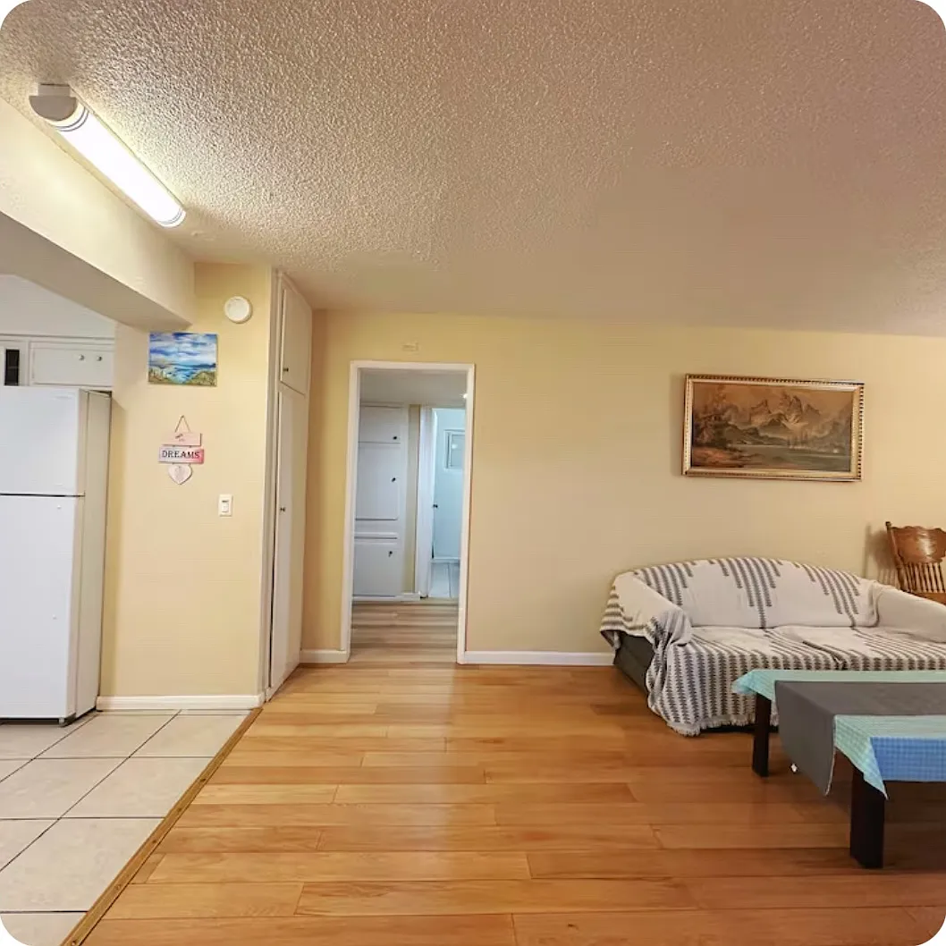 1220 W Florida Ave — Photo 2