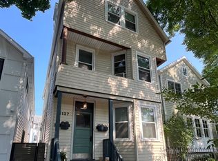 3137 N Hoyne Ave #3F, Chicago, IL 60618