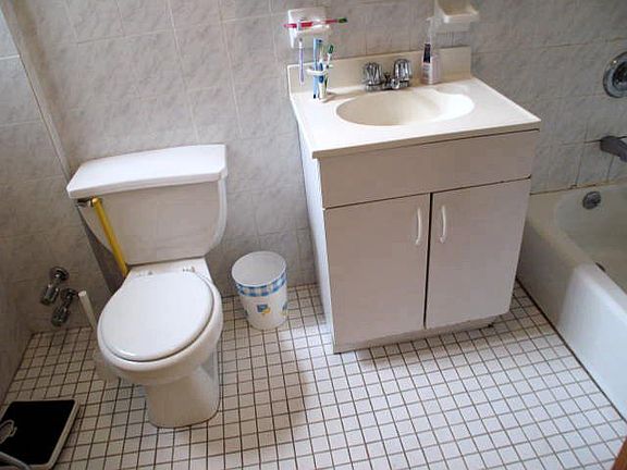 3rd image of 140 E 92nd St APT 5S