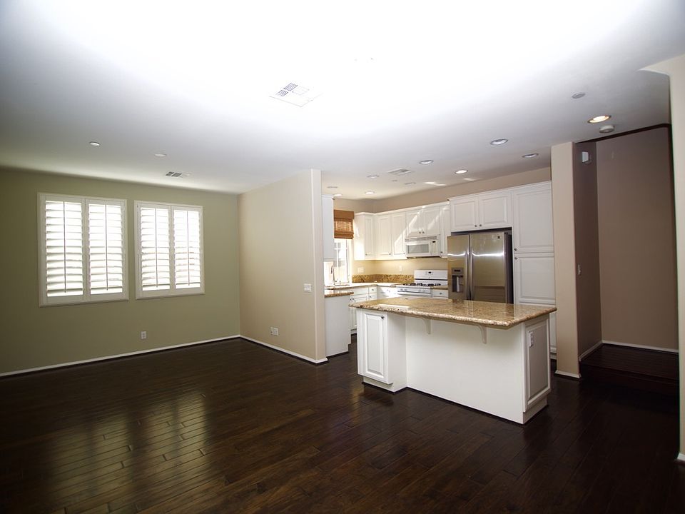 Kitchen & Family Room