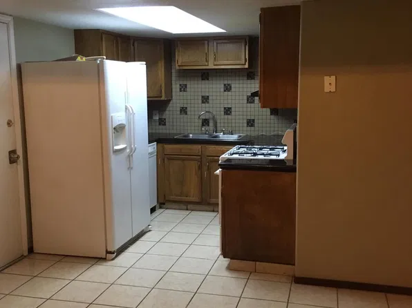 3111 Voss Dr APT C, El Paso, TX 79936