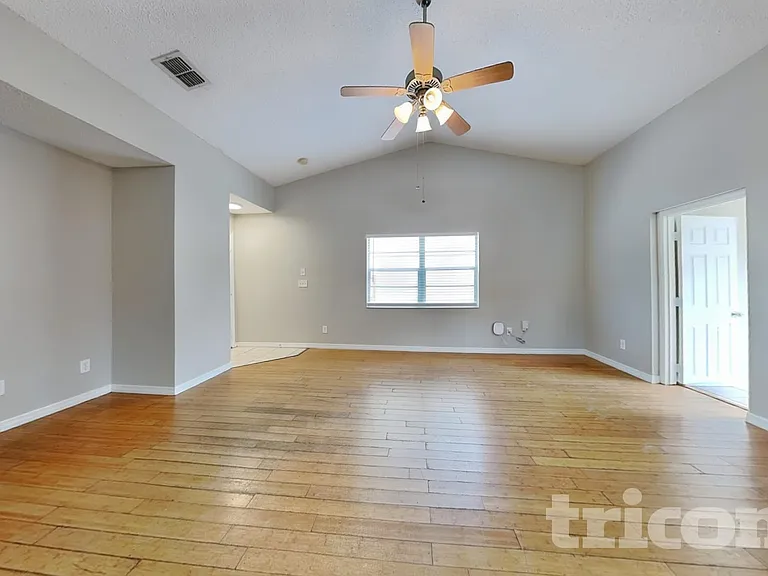13344 Laraway Dr — Photo 4