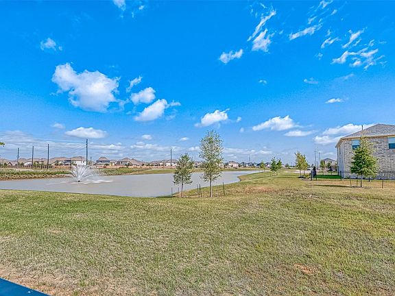 2nd image of 1005 Caramel Shores Dr