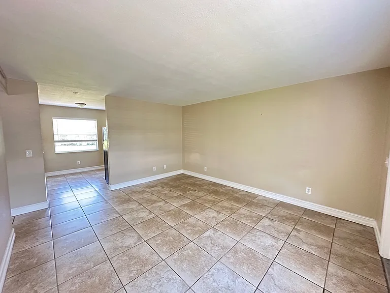 3 SW Hideaway Pl #15 — Photo 9