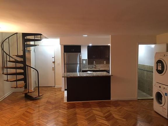3rd image of 53 W 16th St APT A