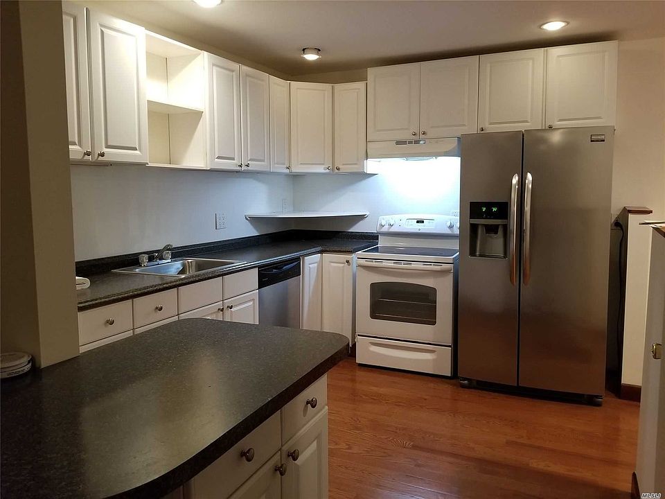 647 Central Ave, Massapequa, NY 11758 Zillow