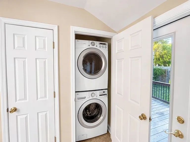 3703 Mount Vernon Ave — Photo 13