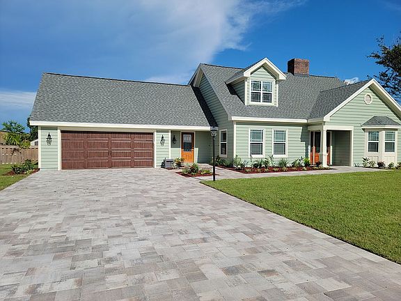 New Paver Stone Driveway & Walkways