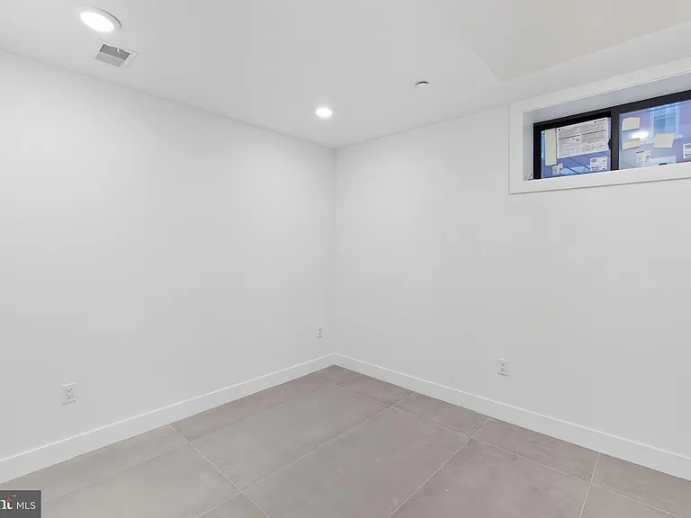 2713 W Montgomery Ave #A — Photo 16