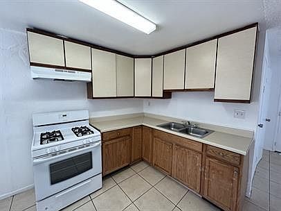 3rd image of 24446-24466 Myers Ave #16968931