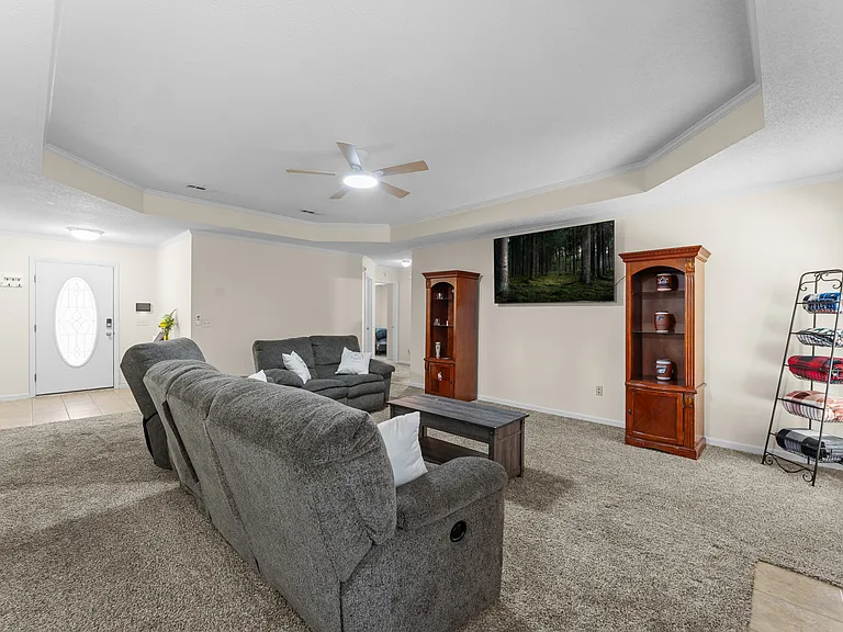 107 Shallowford Cir — Photo 12