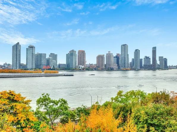 7 Beekman Place image 3 of 20