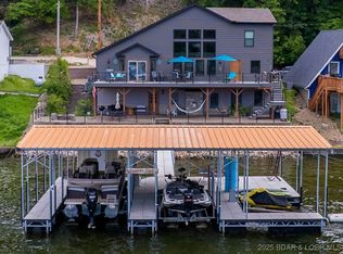 497 Vista Point Rd, Camdenton, MO 65020