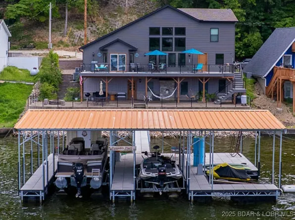 497 Vista Point Rd, Camdenton, MO 65020