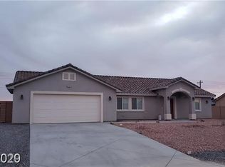 4701 Honey Locust Dr, Pahrump, NV 89061