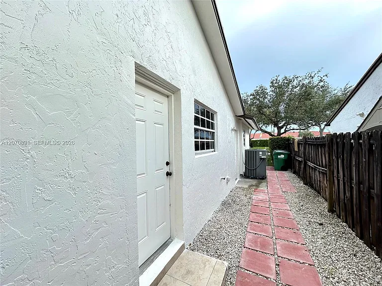 13971 SW 112th St — Photo 20