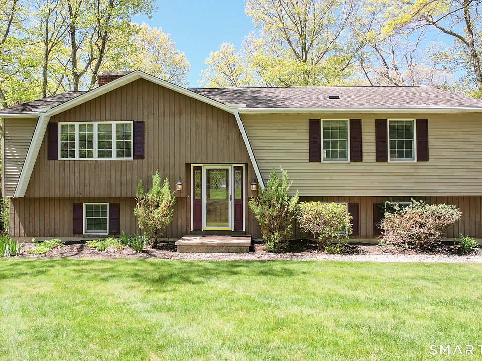 1st image of 94 Bayberry Drive