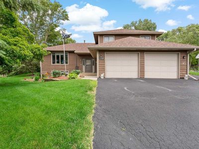 13709 Judicial Rd, Burnsville, MN, 55337