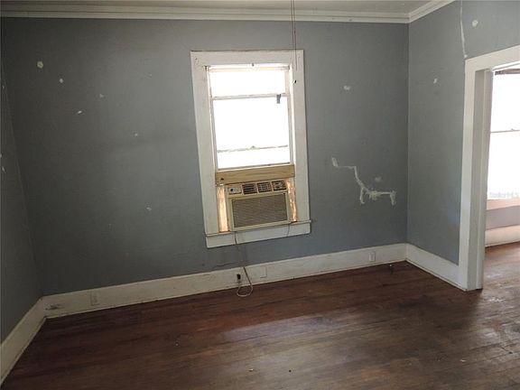 5th image of 1322 NW 12th St