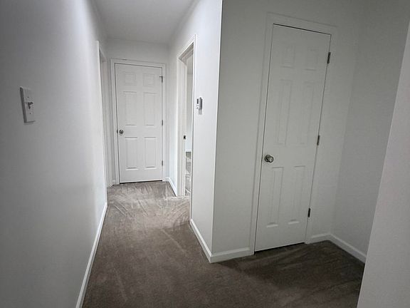 5th image of 2960 S Germantown Rd