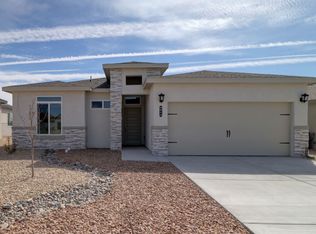 2974 Saint Charles Ave, Las Cruces, NM 88012