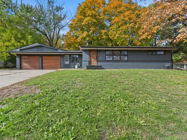 8320 Penn Ave S, Bloomington, MN 55431