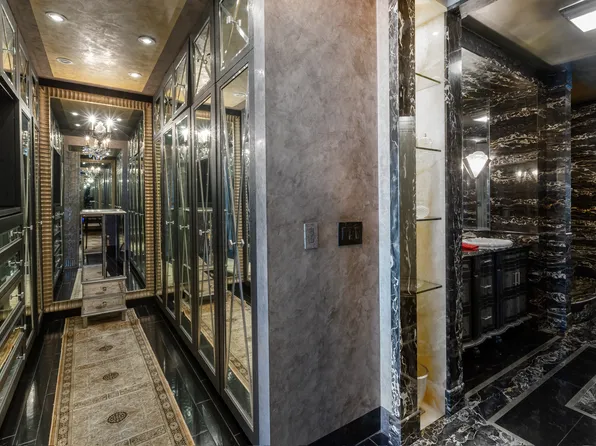 117 East 57th Street image 22 of 44