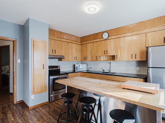 3rd image of 12831 126th St NW