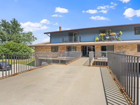 8500 West Waterford AVENUE #7, Milwaukee, WI 53228