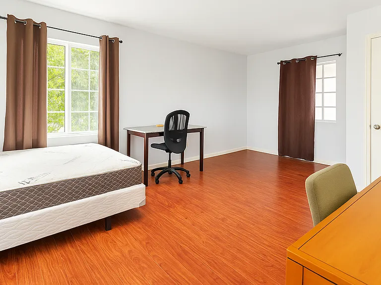 2956 S Normandie Ave #1 — Photo 4