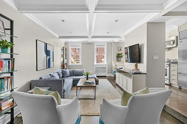 Sold by Compass | media 1