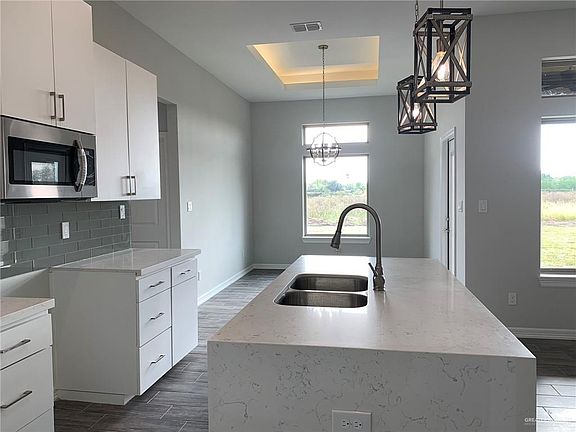 2nd image of 2706 Nessuh Ave