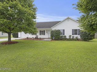 116 Annie Rd, Richlands, NC 28574