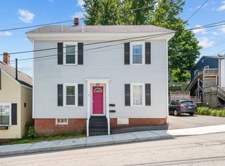 2 Boardman St #1, Amesbury, MA 01913