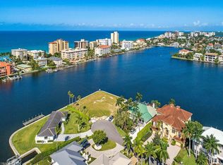 291 Oak Ave, Naples, FL 34108