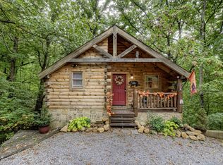 1732 Silver Poplar Ln, Sevierville, TN 37876