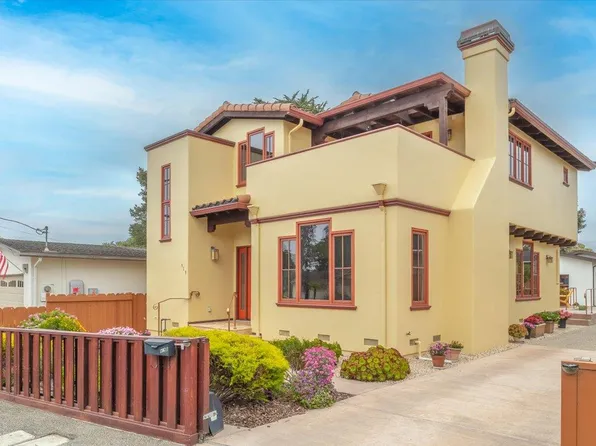 919 Cedar St, Pacific Grove, CA 93950